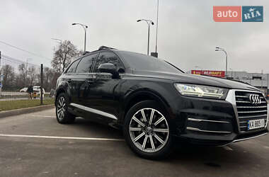 Audi Q7  2019
