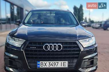 Audi Q7  2016