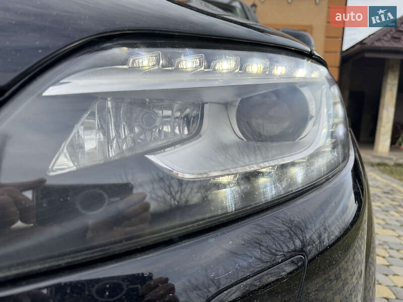 Внедорожник / Кроссовер Audi Q7 2012 в Черновцах