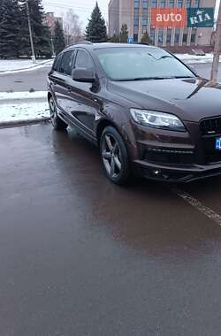 Audi Q7  2011