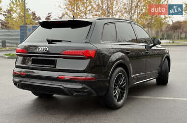 Audi Q7  2020