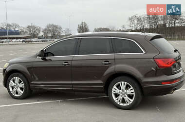 Audi Q7  2010