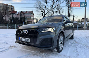 Audi Q7  2023