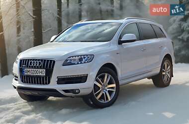 Audi Q7  2015