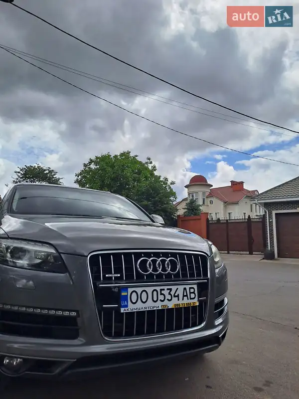Audi Q7 2011