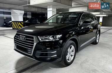 Audi Q7  2016