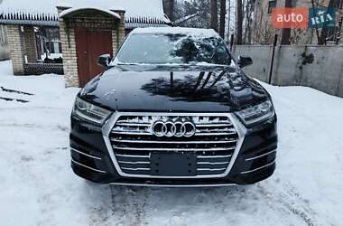 Audi Q7  2017