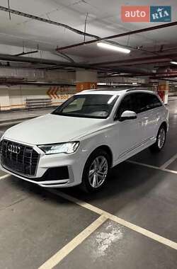 Audi Q7  2020