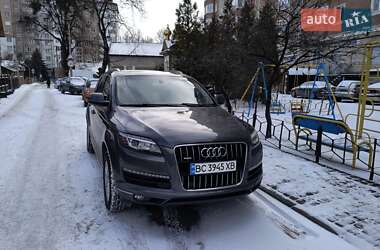 Audi Q7  2012