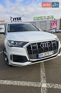 Audi Q7  2020