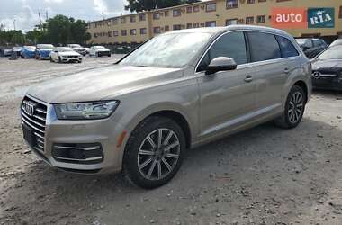 Audi Q7  2017