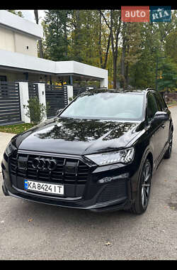 Audi Q7  2020