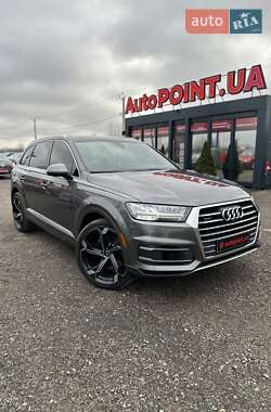 Audi Q7  2019