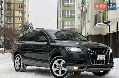 Audi Q7  2012
