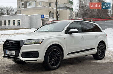Audi Q7 2016