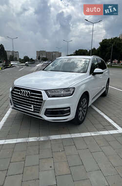 Audi Q7  2018