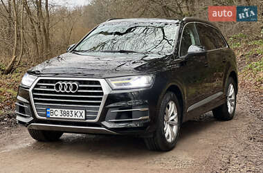 Audi Q7  2017