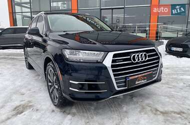 Audi Q7  2017