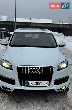 Audi Q7  2015