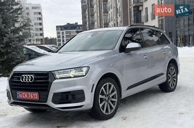 Audi Q7  2017