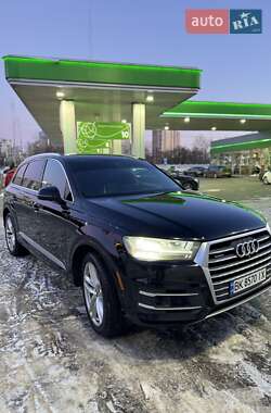 Audi Q7  2017