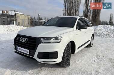 Audi Q7  2019
