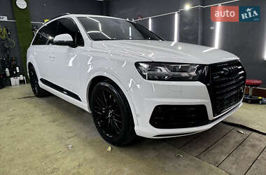 Audi Q7  2019