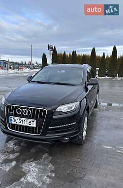 Audi Q7  2015