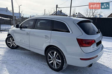 Audi Q7  2013