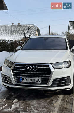 Audi Q7  2017