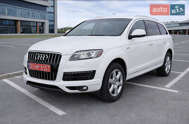 Audi Q7  2015