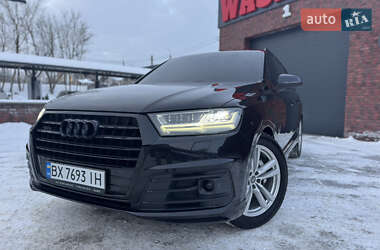 Audi Q7  2015