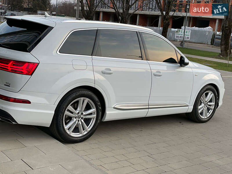 Audi Q7 2015