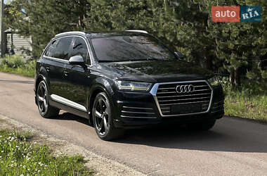 Audi Q7  2016