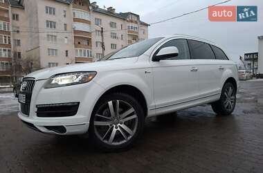 Audi Q7  2015
