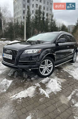 Audi Q7  2014