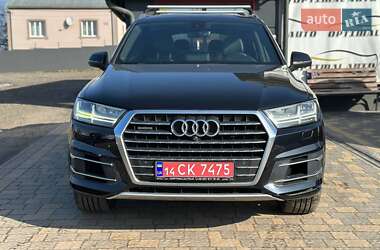 Audi Q7  2017