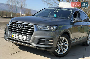 Audi Q7  2015