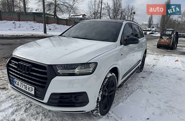 Audi Q7  2017