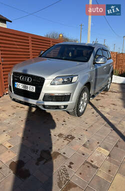 Audi Q7  2007