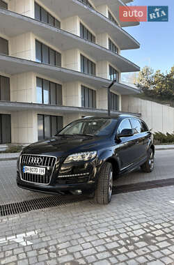 Audi Q7  2010