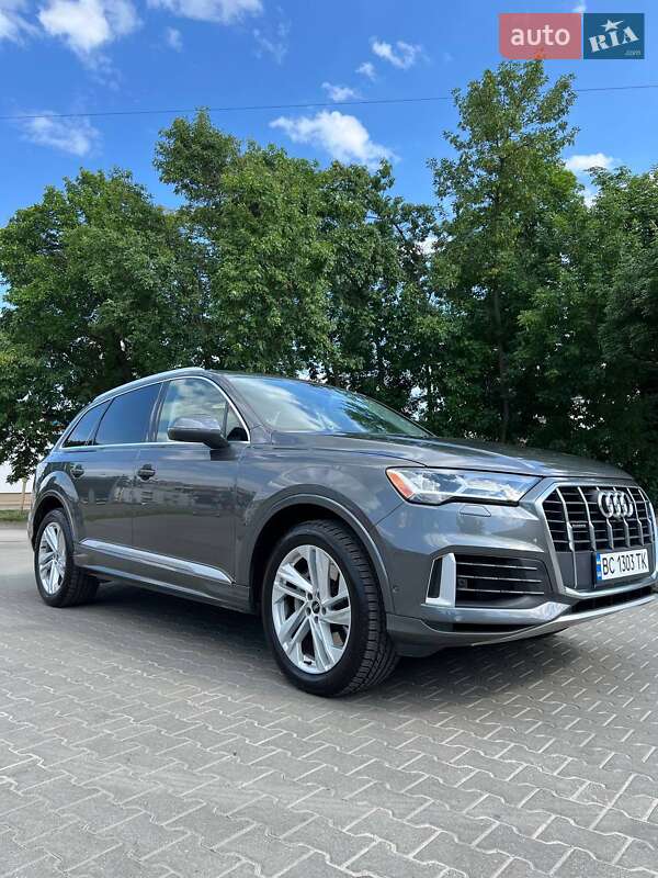 Позашляховик / Кросовер Audi Q7 2020 в Львові