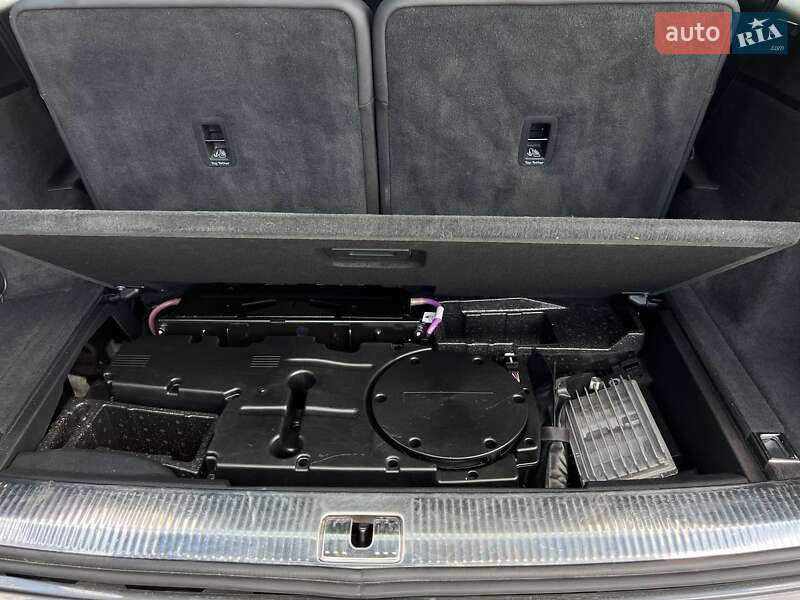 Позашляховик / Кросовер Audi Q7 2020 в Львові