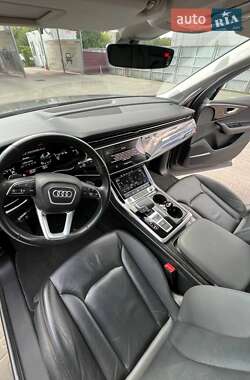 Позашляховик / Кросовер Audi Q7 2020 в Львові