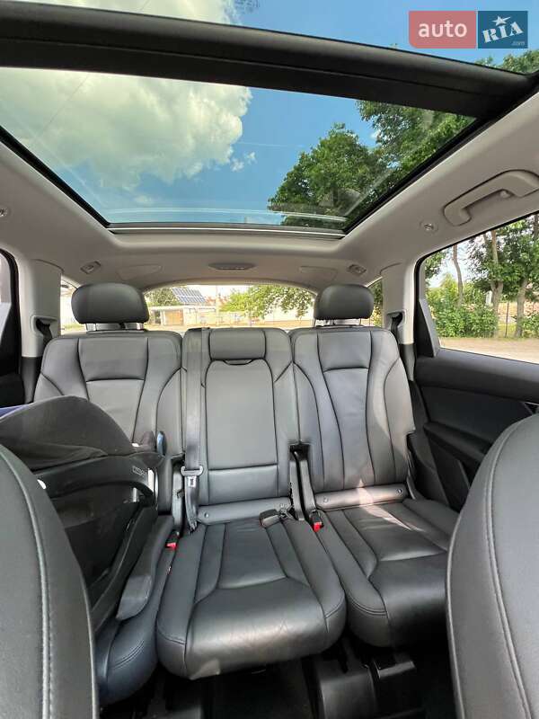 Позашляховик / Кросовер Audi Q7 2020 в Львові