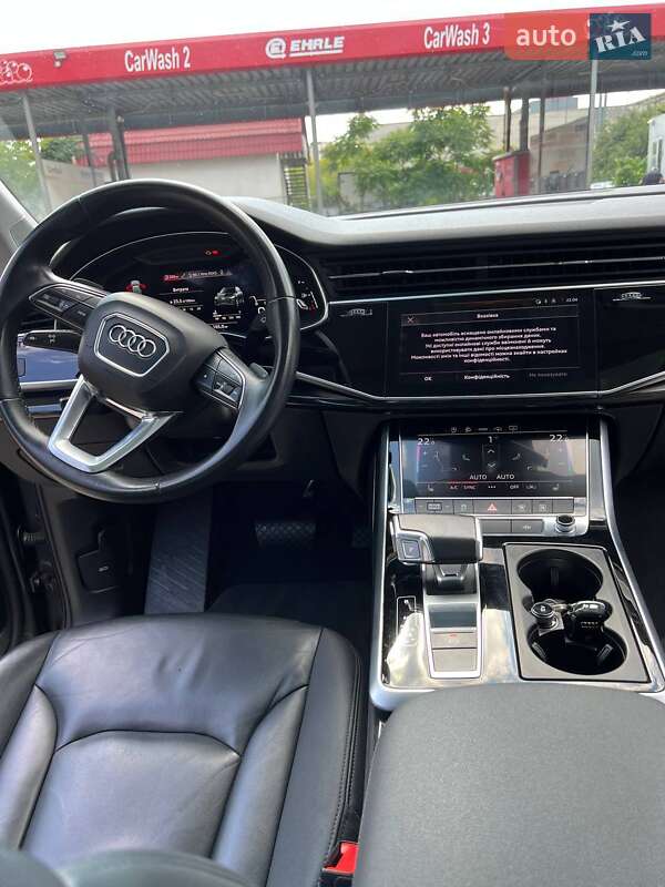 Позашляховик / Кросовер Audi Q7 2020 в Львові