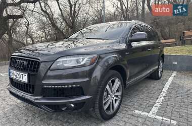 Audi Q7  2014