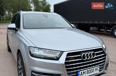 Audi Q7  2016