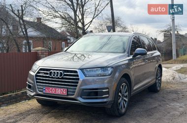 Audi Q7  2016