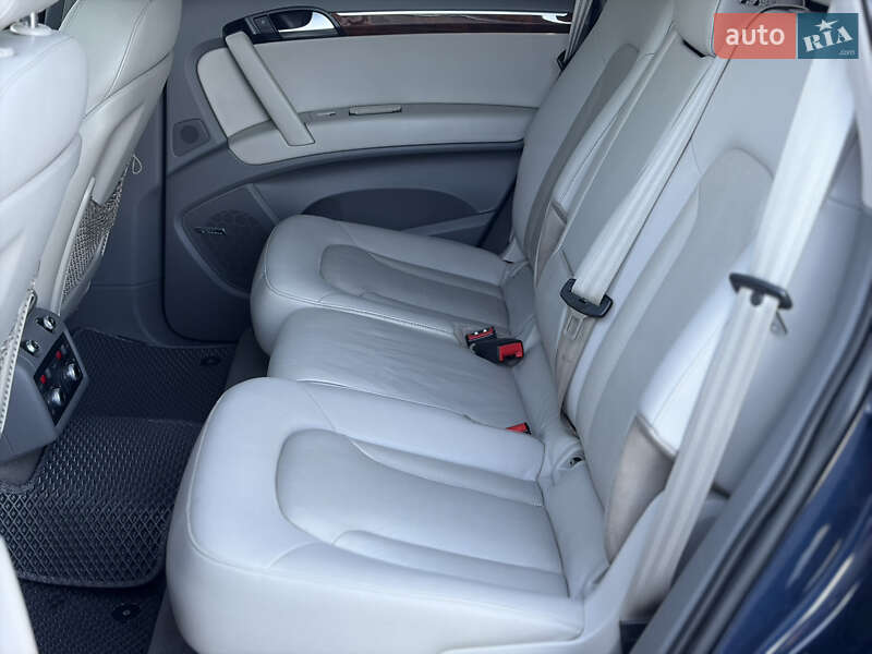 Позашляховик / Кросовер Audi Q7 2013 в Рівному фото 36 Позашляховик / Кросовер Audi Q7 2013 в Рівному